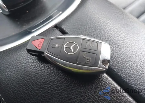 2019 Mercedes-Benz Glc 300 4Matic из США, поврежденный, VIN WDC0G4KB3KV120974